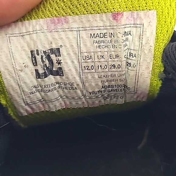 DC Shoe Company Skateboarding Gray  Leather Gaveler Sneakers Shoes Youth Size 12 - Picture 17 of 17